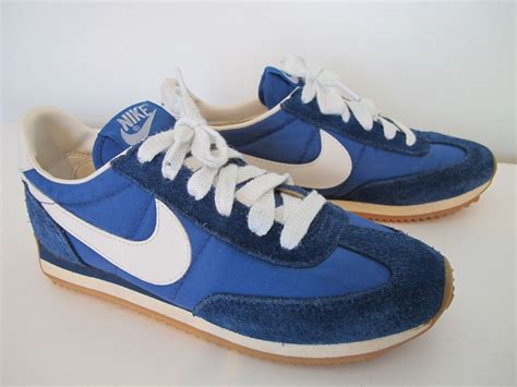 vintage Nike shoes for men